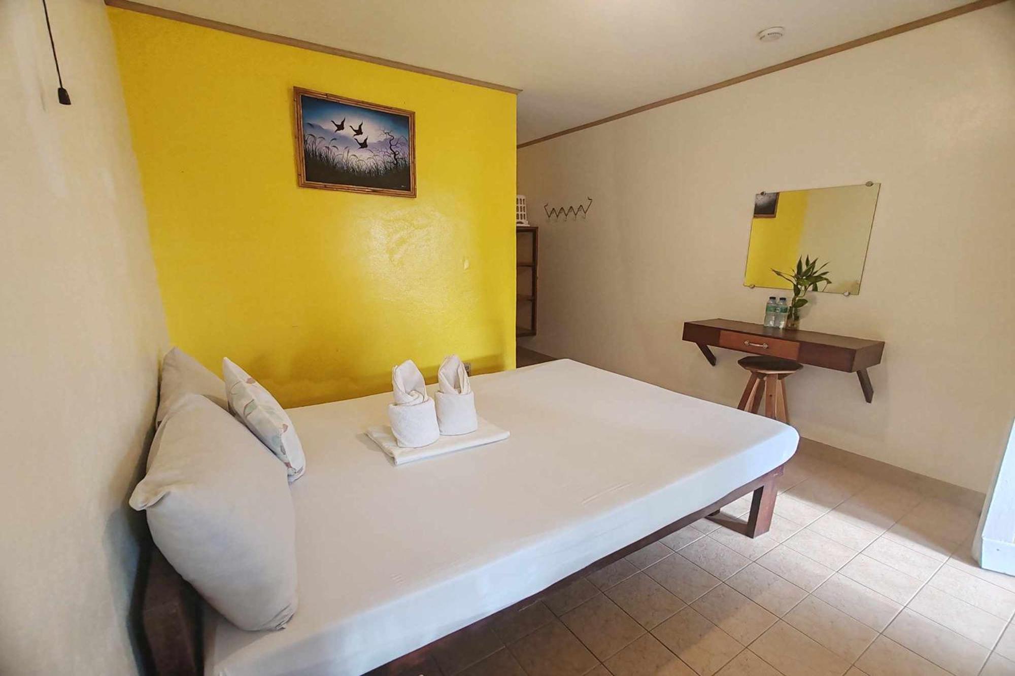 Summer Homes Beach Resort And Cottages Palawan Barton Eksteriør billede
