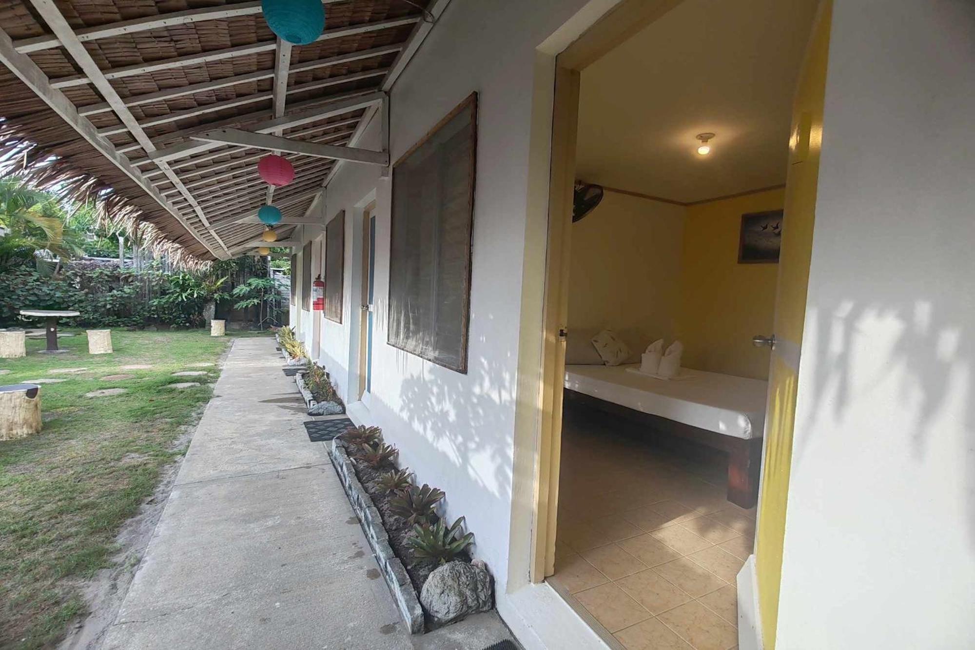 Summer Homes Beach Resort And Cottages Palawan Barton Eksteriør billede