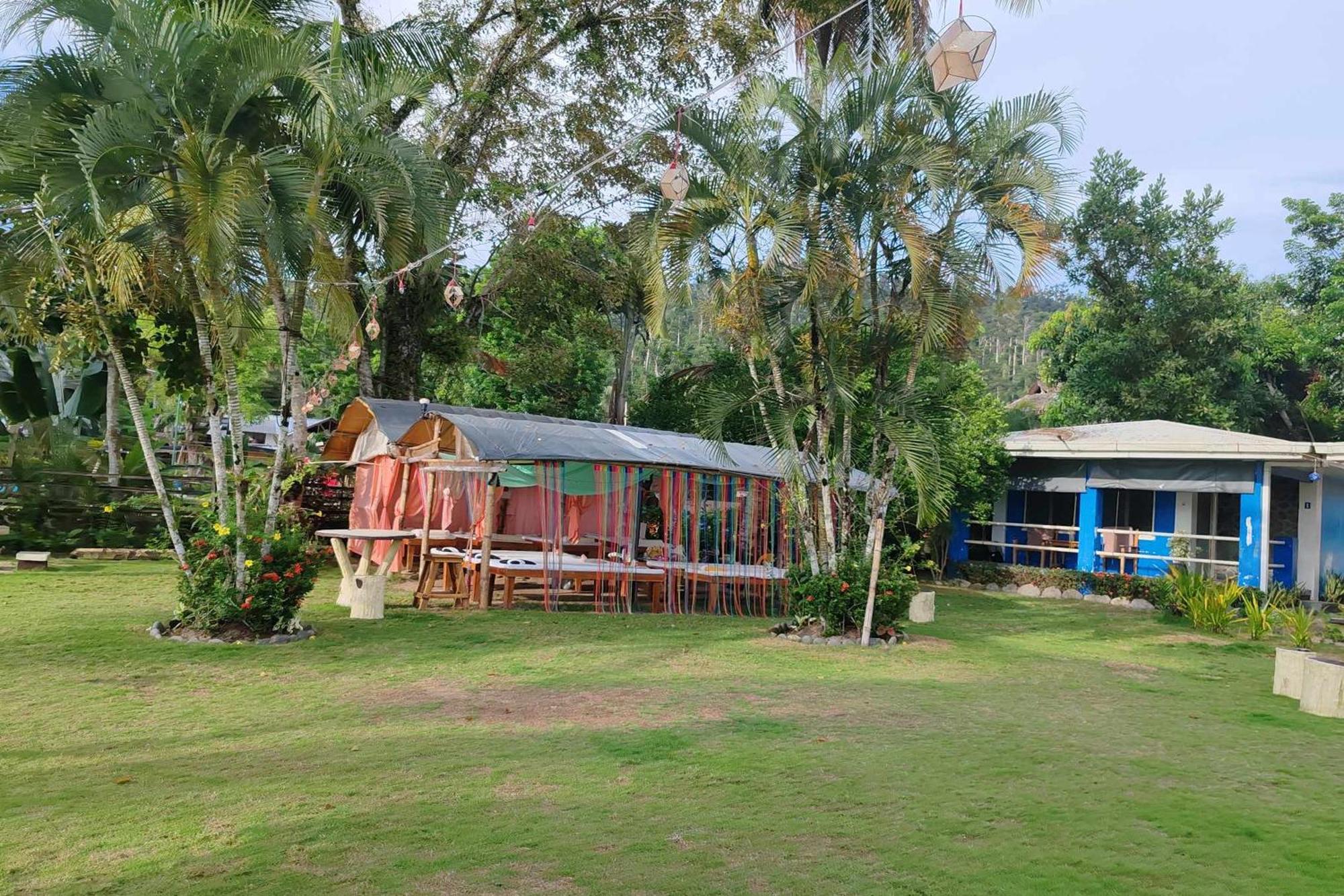 Summer Homes Beach Resort And Cottages Palawan Barton Eksteriør billede