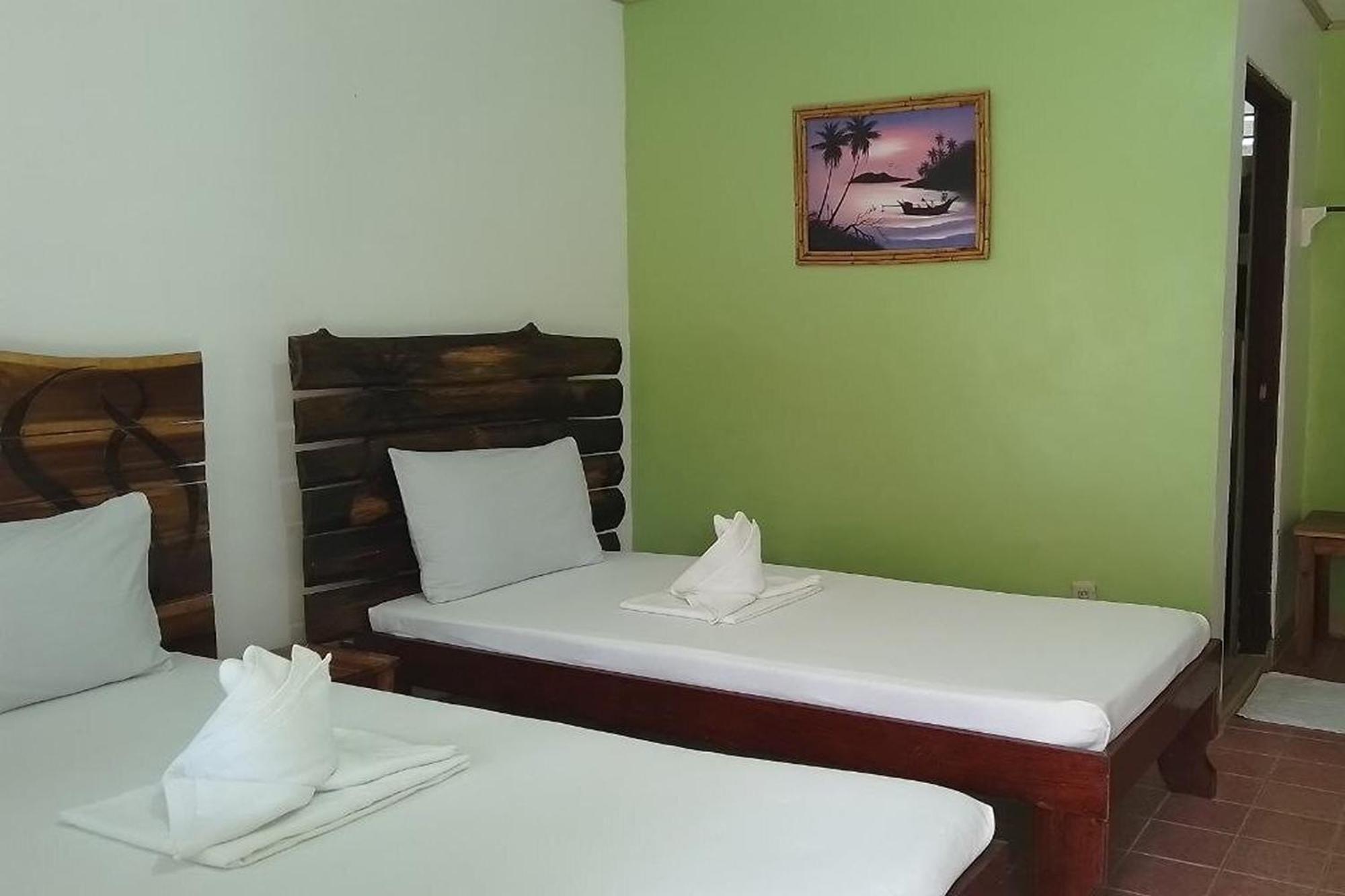 Summer Homes Beach Resort And Cottages Palawan Barton Eksteriør billede